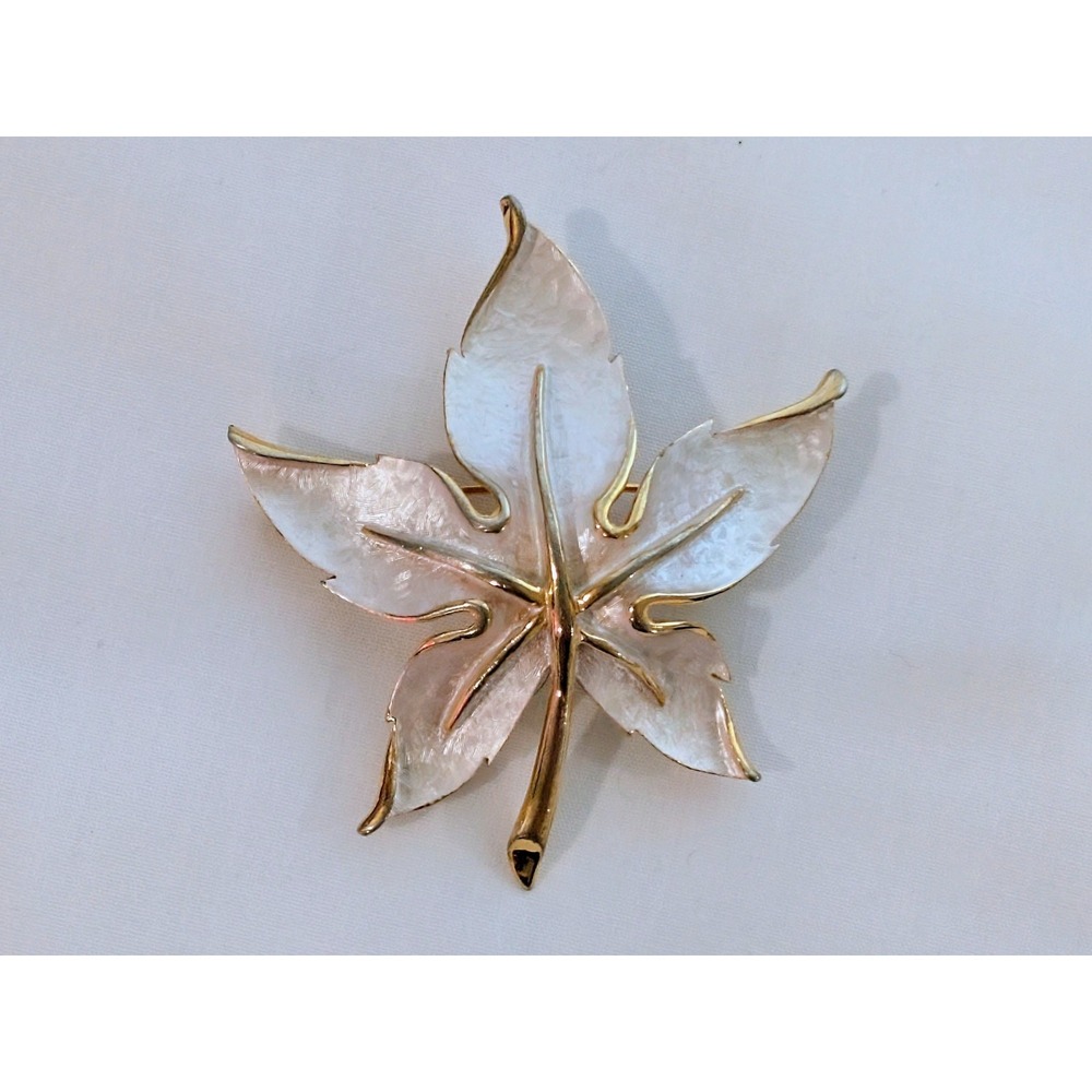 Vintage Park Lane Leaf Brooch Pin Brushed Silver Enamel Polished Gold LT61